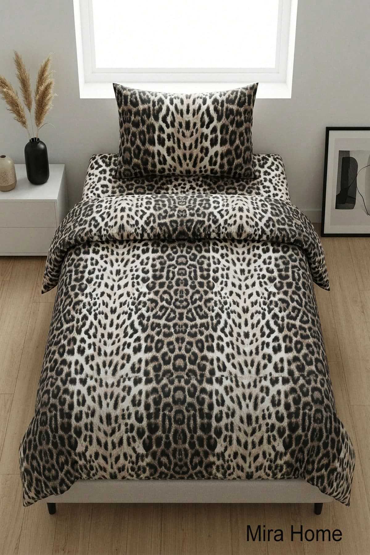 Leopar Desenli Pamuklu Lastikli Çarşaflı Tek Kişilik Nevresim Takımı (100x200 Cm)