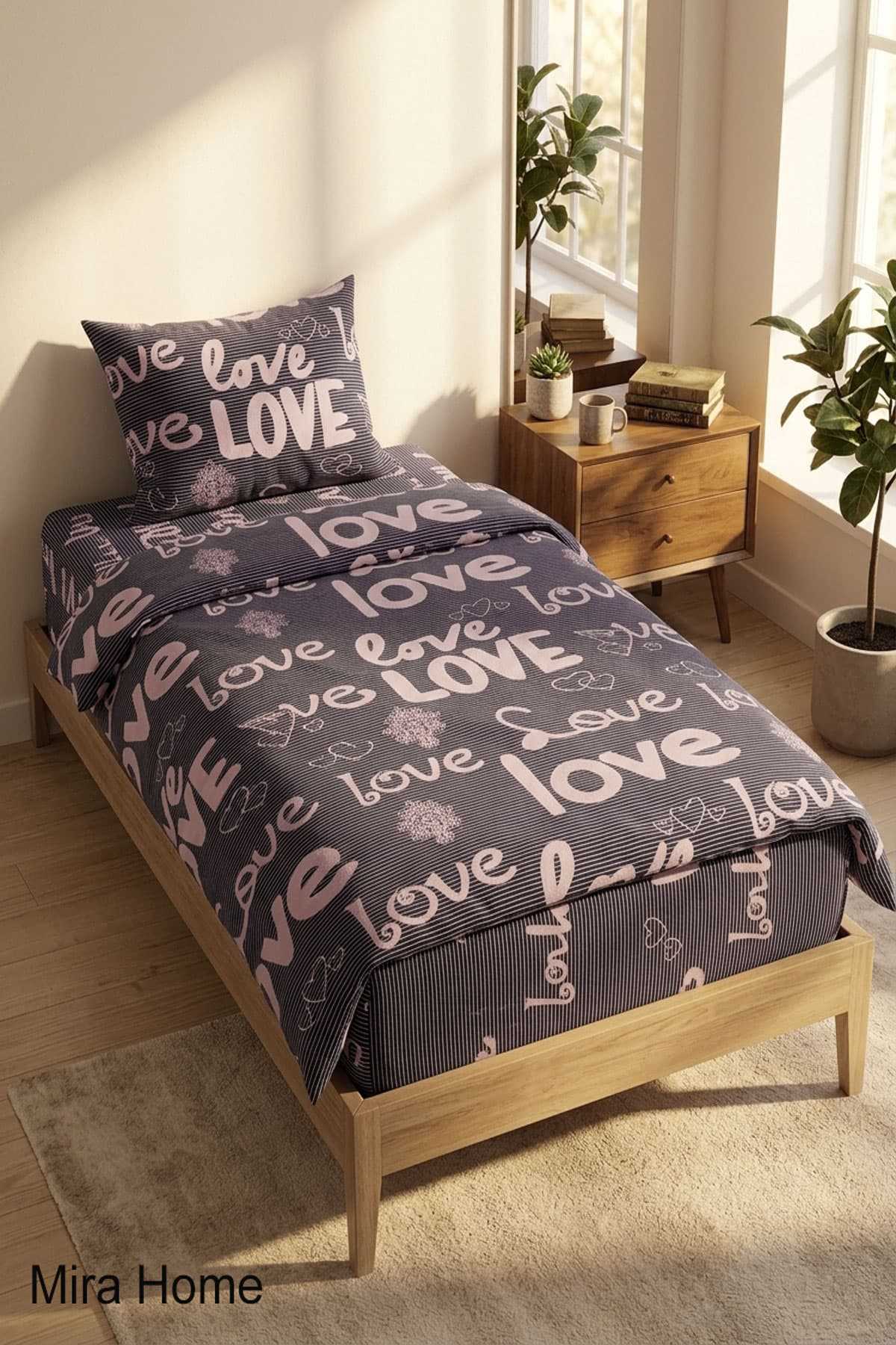Love Yazılı Pamuklu Lastikli Çarşaflı Tek Kişilik Nevresim Takımı (100x200 Cm)