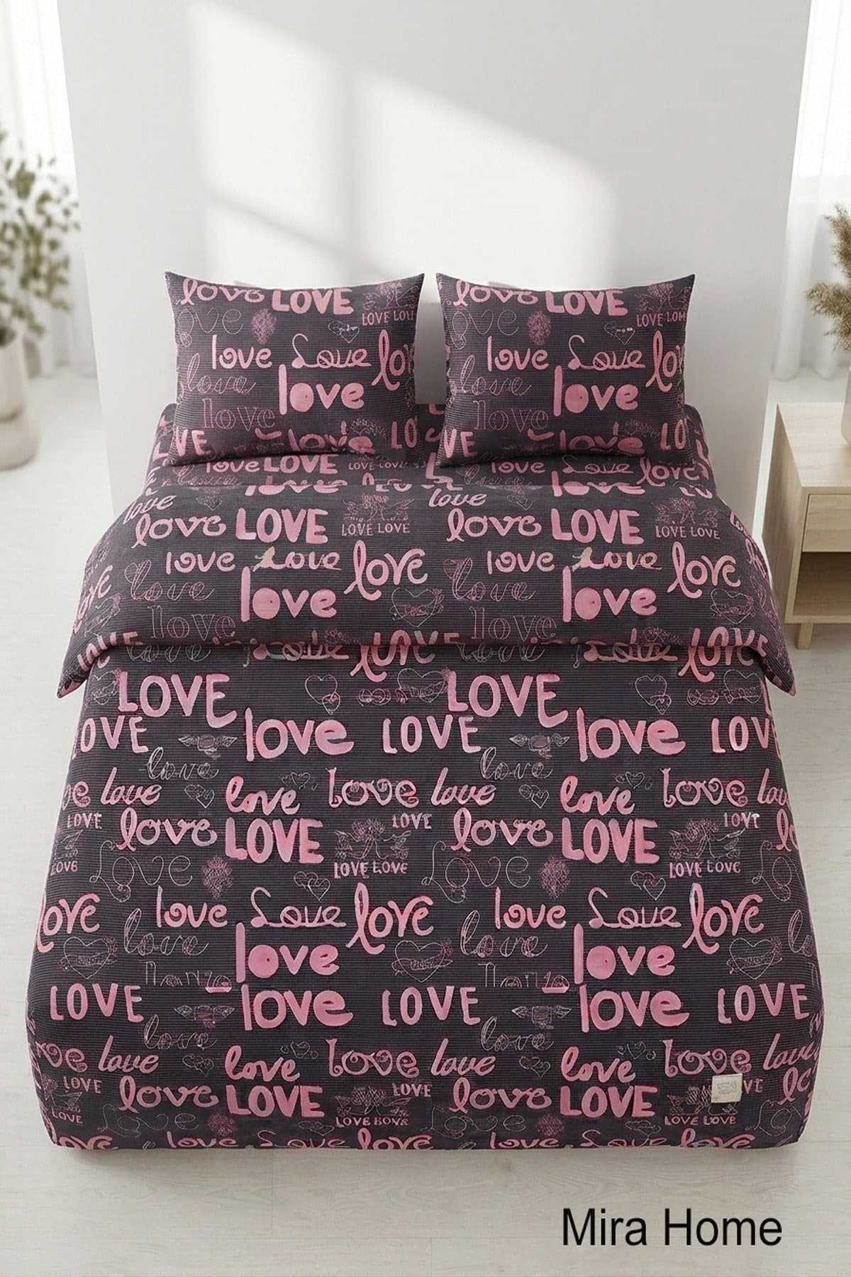 Love Yazılı Pamuklu Lastikli Çarşaflı Battal Boy Çift Kişilik Nevresim Takımı (180x200 Cm)