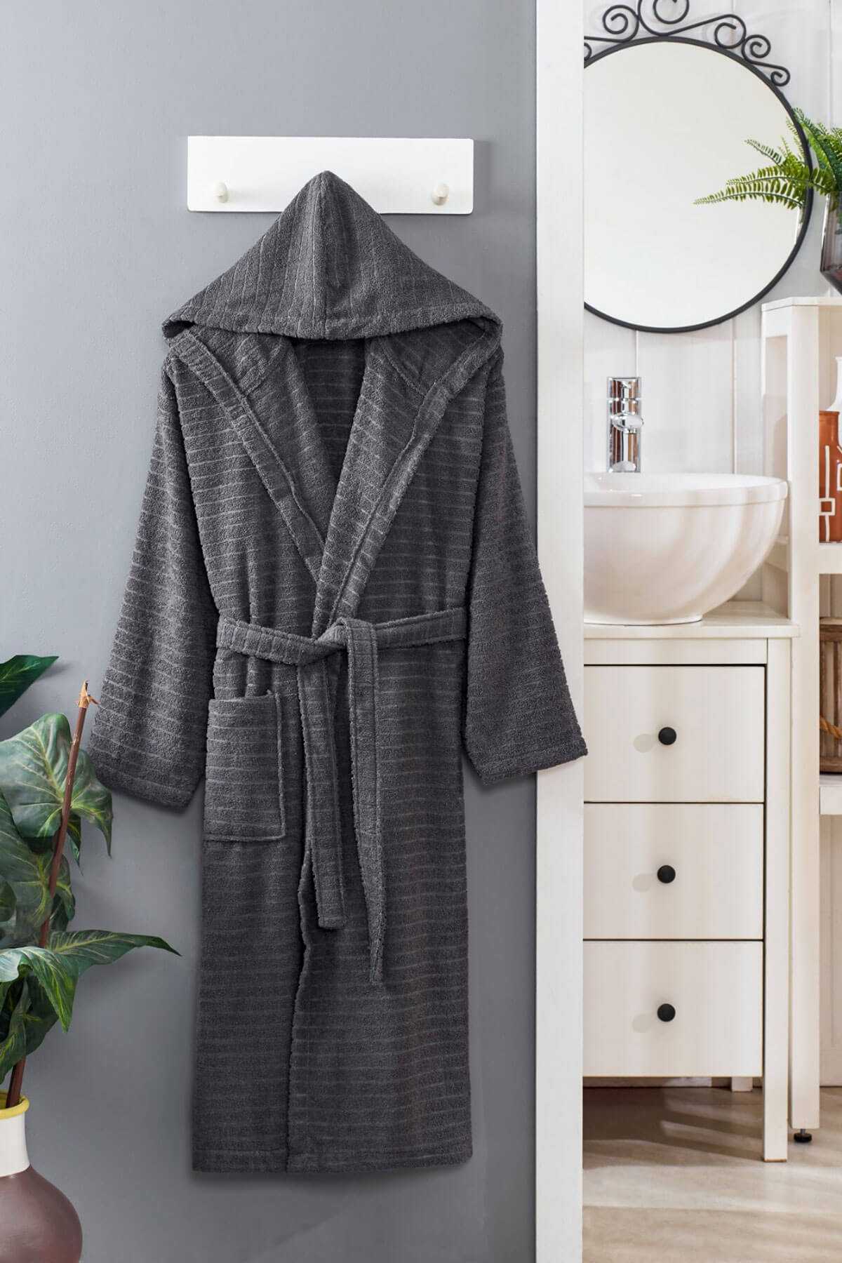 Kapüşonlu Unisex Banyo Bornozu %100 Soft Pamuklu Antrasit Kapüşonlu Unisex Banyo Bornozu %100 Soft Pamuklu Antrasit
