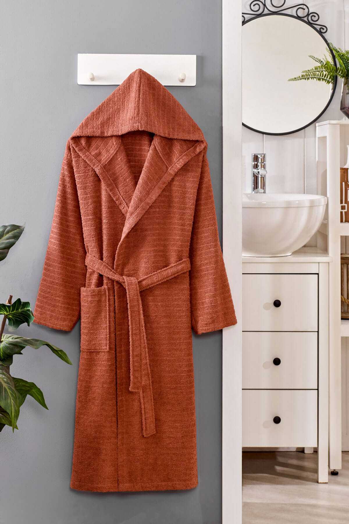 Kapüşonlu Unisex Banyo Bornozu %100 Soft Pamuklu Kahve Kapüşonlu Unisex Banyo Bornozu %100 Soft Pamuklu Kahve